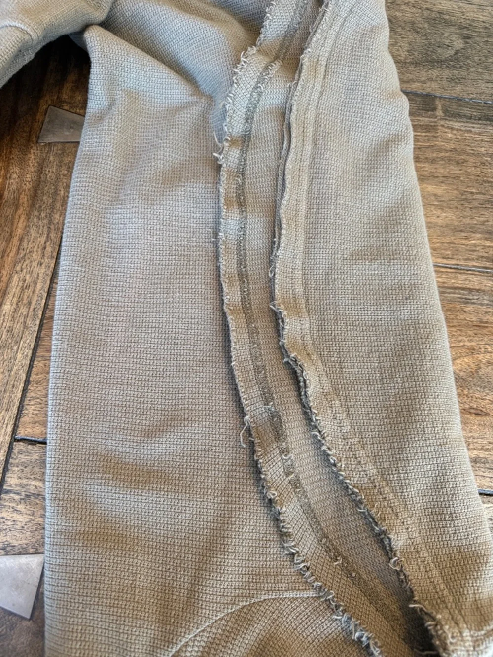 YoungLA Men's Reign Everyday Olive Green Long Sleeve Shirt~ Size: Large - Picture 6 of 9